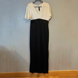 St. John Evening Gown White & Black Formal Two Tone Long Dress Sz 8 EUC